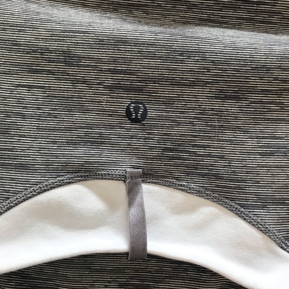 Grey Lululemon jacket - Picture 3 of 6